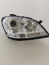 Laden Sie das Bild in den Galerie-Viewer, Frontscheinwerfer Mercedes-Benz W164 Rechts Scheinwerfer Headlight