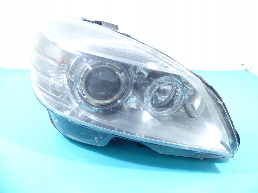 Frontscheinwerfer Mercedes-Benz W204 Xenon Rechts Scheinwerfer Headlight