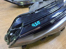 Laden Sie das Bild in den Galerie-Viewer, Frontscheinwerfer VW Golf VIII 5H1941005A Links Scheinwerfer Headlight SCH1154534273do