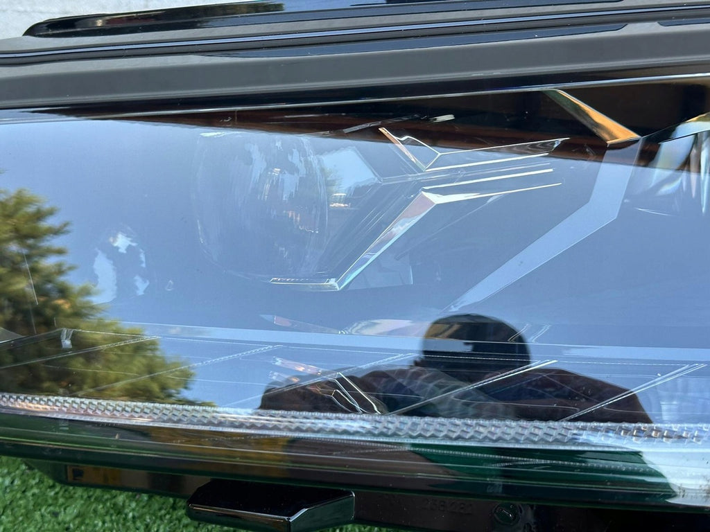 Frontscheinwerfer Skoda Enyaq 5LB941015A Full LED Links Scheinwerfer Headlight