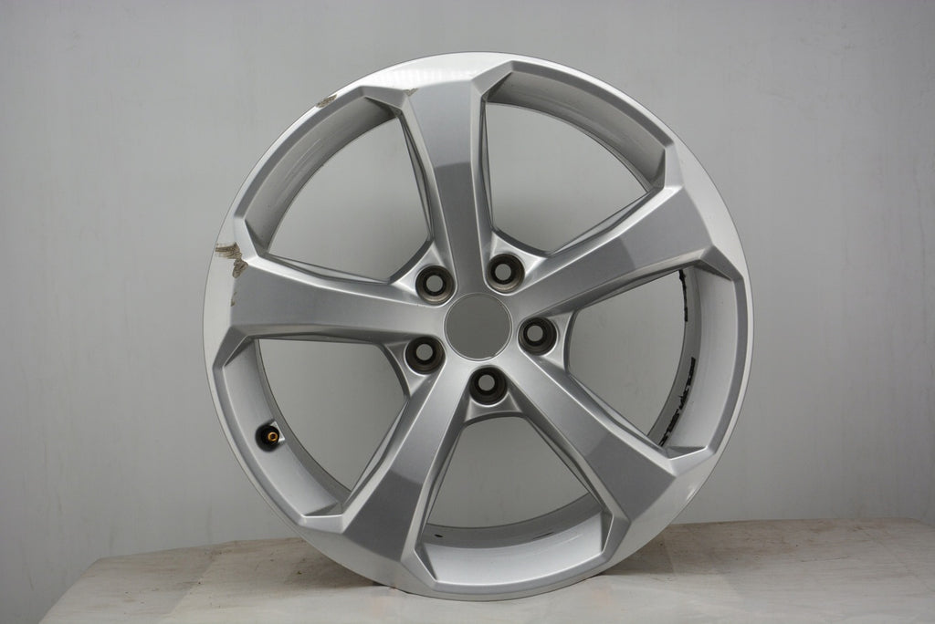 1x Alufelge 18 Zoll 8.0" 5x112 39ET Glanz Silber 80A601025C Audi Rim Wheel