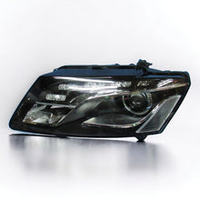 Laden Sie das Bild in den Galerie-Viewer, Frontscheinwerfer Audi Q5 8R0941003AF Xenon Links Scheinwerfer Headlight