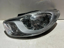 Laden Sie das Bild in den Galerie-Viewer, Frontscheinwerfer Hyundai I10 Links Scheinwerfer Headlight