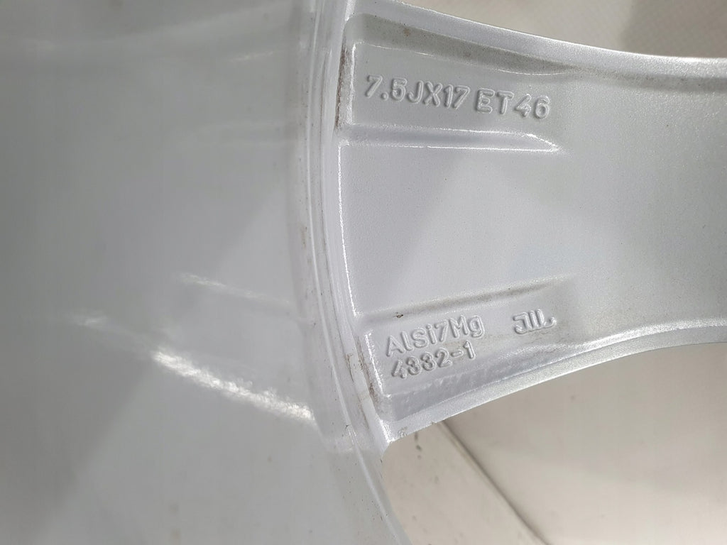 1x Alufelge 17 Zoll 7.5" 5x112 46ET Glanz Silber 5FA601025C Seat Leon Rim Wheel FEL2027231476ea