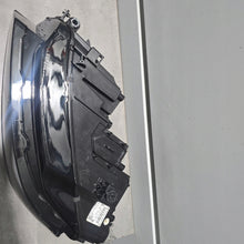 Laden Sie das Bild in den Galerie-Viewer, Frontscheinwerfer BMW 5NB941081A Laser Links Scheinwerfer Headlight SCH7898409640up