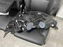 Laden Sie das Bild in den Galerie-Viewer, Frontscheinwerfer Ford Transit Custom PZ31-13E014-AD Rechts Headlight SCH2971449547ih