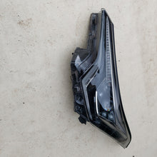 Laden Sie das Bild in den Galerie-Viewer, Frontscheinwerfer Toyota C-Hr Chr 81150-F4071-00 LED Links Headlight