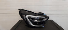 Laden Sie das Bild in den Galerie-Viewer, Frontscheinwerfer Renault Captur 013930-32 LED Rechts Scheinwerfer Headlight