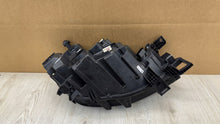 Laden Sie das Bild in den Galerie-Viewer, Frontscheinwerfer VW Id.4 11B941005B Links Scheinwerfer Headlight SCH9425530893dp
