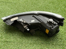 Laden Sie das Bild in den Galerie-Viewer, Frontscheinwerfer Audi A1 8X0941004J Rechts Scheinwerfer Headlight SCH2018819129yu