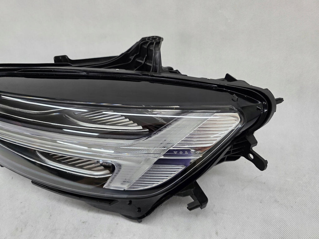 Frontscheinwerfer Volvo V60 S60 32404681 Full LED Ein Stück (Rechts oder Links) SCH7380046181et