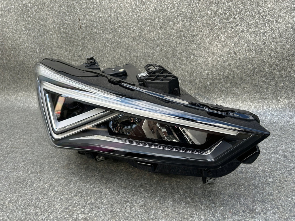 Frontscheinwerfer Cupra Formentor I 5FG941008E Rechts Scheinwerfer Headlight SCH2492488038yx