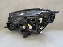 Laden Sie das Bild in den Galerie-Viewer, Frontscheinwerfer Mercedes-Benz Gls X167 A1679066001KZ0 LED Rechts Headlight SCH1681988853ld