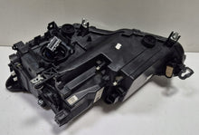 Laden Sie das Bild in den Galerie-Viewer, Frontscheinwerfer Seat Leon 5FB941008G Full LED Ein Stück (Rechts oder Links)