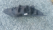 Load image into Gallery viewer, Frontscheinwerfer Opel Astra 39047198 Links Scheinwerfer Headlight SCH1081927347ff
