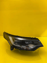 Laden Sie das Bild in den Galerie-Viewer, Frontscheinwerfer Land Rover Discovery V L462 MY42-13W029-BB LED Rechts SCH8210320412fg