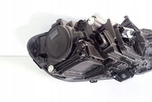 Laden Sie das Bild in den Galerie-Viewer, Frontscheinwerfer Mercedes-Benz W177 A1779063705 85122000 Links Headlight SCH6566868607rm