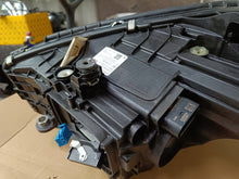 Laden Sie das Bild in den Galerie-Viewer, Frontscheinwerfer Mercedes-Benz W206 A2069062204 LED Rechts Headlight SCH2934687466hm