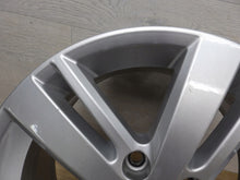 Load image into Gallery viewer, 1x Alufelge 16 Zoll 6.5" 5x112 50ET Glanz Silber 5K0601025AM VW Golf Vi FEL2980771635gw