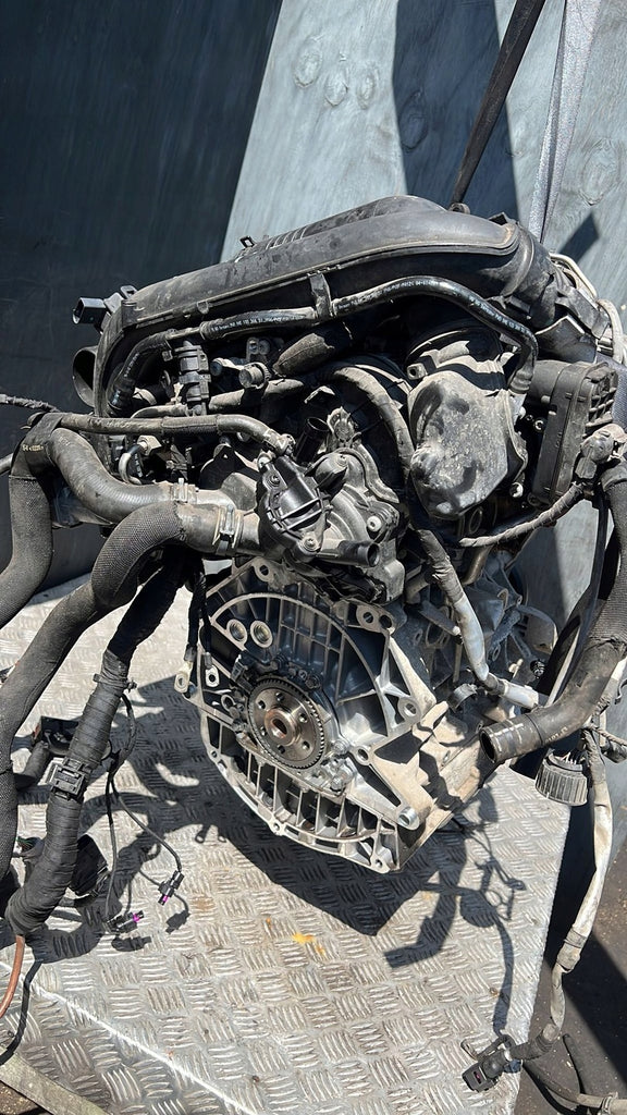 Motor VW Passat Variant CUK 1.4 GTE 156PS 115kW 2017 Hybrid Engine Komplett