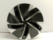Laden Sie das Bild in den Galerie-Viewer, 1x Alufelge 19 Zoll 8.0&quot; 5x112 11A601025M VW Id.4 Rim Wheel