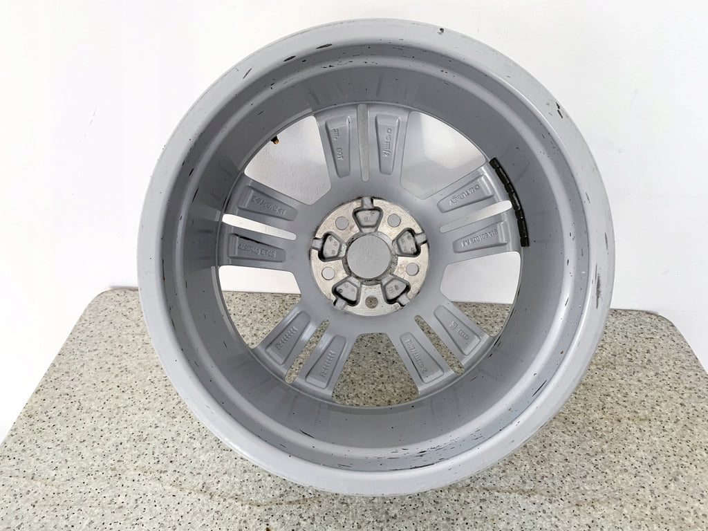 1x Alufelge 17 Zoll 7.0" 5x112 45ET Glanz Silber 81A601025AJ Audi Q2 Rim Wheel