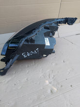 Laden Sie das Bild in den Galerie-Viewer, Frontscheinwerfer Peugeot 2008 208 II 9841641980 Full LED Rechts Headlight
