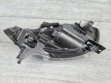 Laden Sie das Bild in den Galerie-Viewer, Frontscheinwerfer Renault Captur 260606152R LED Links Scheinwerfer Headlight SCH1263311304tr