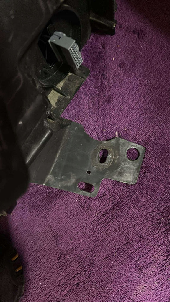 Frontscheinwerfer Ford Kuga FORD87231-413413-3995 Xenon Rechts oder Links SCH2506230605hl