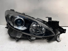 Laden Sie das Bild in den Galerie-Viewer, Frontscheinwerfer Mazda 3 BHR151030 Rechts Scheinwerfer Headlight SCH6204350586jh