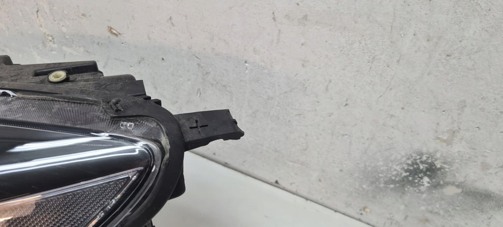 Frontscheinwerfer Ford Kuga LV4B-13E017-AH LED Links Scheinwerfer Headlight SCH4936329945ha