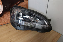 Laden Sie das Bild in den Galerie-Viewer, Frontscheinwerfer Mercedes-Benz W212 A2128205039 LED Rechts Headlight SCH8168204243rp