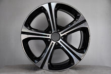 Load image into Gallery viewer, 1x Alufelge 19 Zoll 9.0&quot; 5x112 58ET A2064015400 Mercedes-Benz W206 Rim Wheel