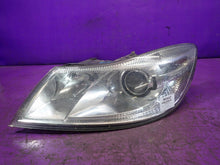Laden Sie das Bild in den Galerie-Viewer, Frontscheinwerfer Skoda Octavia II 381032 Links Scheinwerfer Headlight SCH3874603511wn