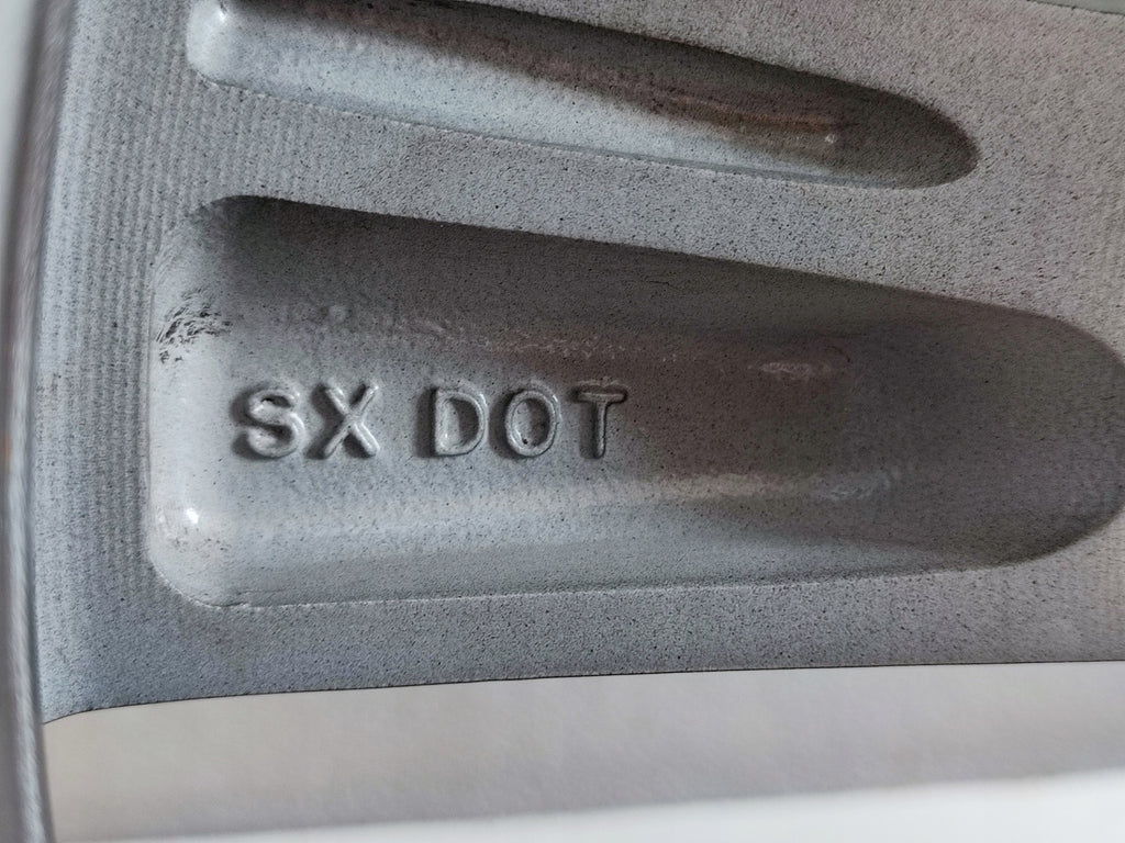 1x Alufelge 15 Zoll 5.0" 4x100 46ET Mitsubishi Space Star Rim Wheel