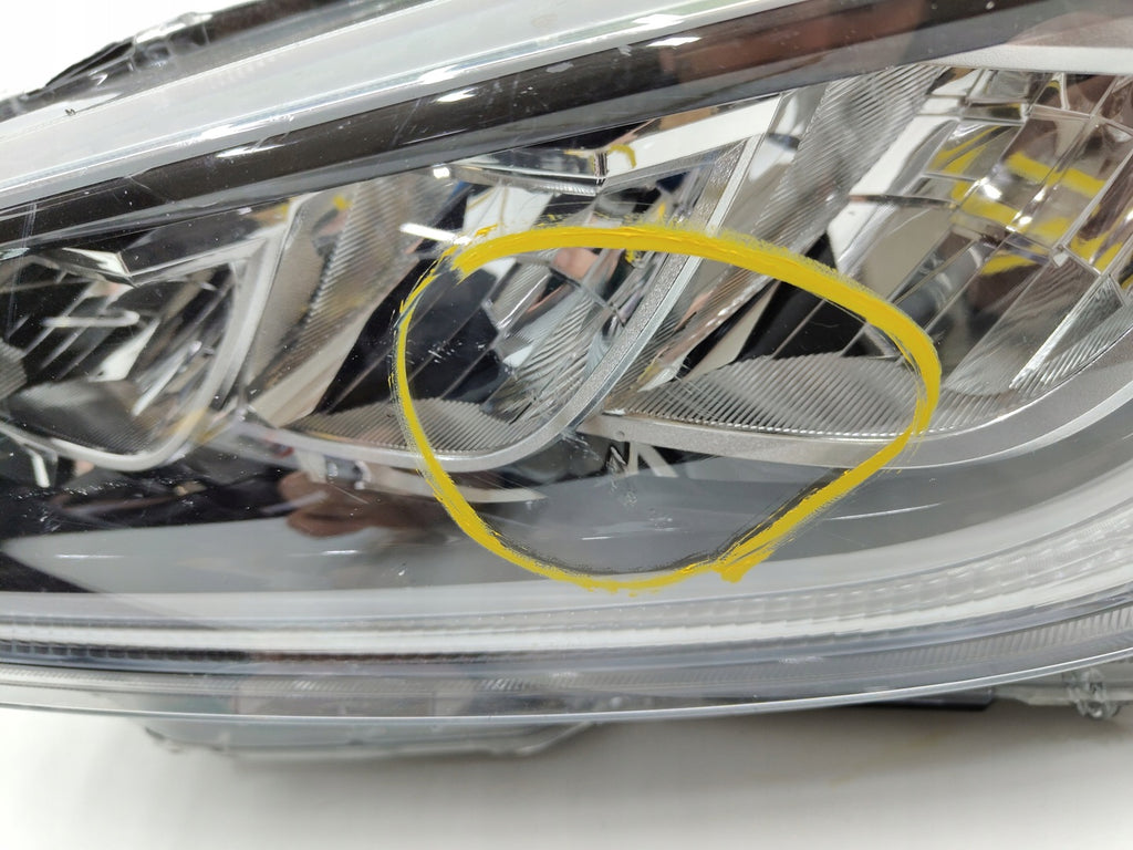Frontscheinwerfer Toyota Yaris EUK0-8 LED FALSE Scheinwerfer Headlight SCH5331794259zf