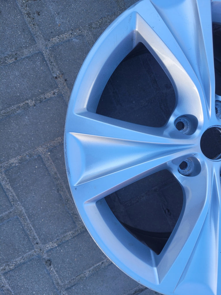 1x Alufelge 17 Zoll 7.5" 5x112 46ET Glanz Silber 5FA601025C Seat Leon Rim Wheel FEL8073952295mq