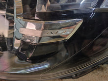 Load image into Gallery viewer, Frontscheinwerfer Opel Meriva B 13372333 Links Scheinwerfer Headlight SCH8564437649ey