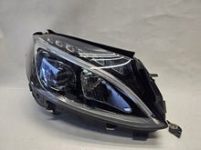 Laden Sie das Bild in den Galerie-Viewer, Frontscheinwerfer Mercedes-Benz W205 A2059062604 LED Rechts Headlight SCH6766789282rs