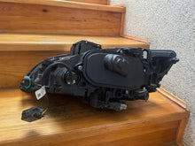 Load image into Gallery viewer, Frontscheinwerfer Volvo S60 V60 31698825 Xenon Rechts Scheinwerfer Headlight SCH3917065972ws