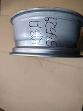 Load image into Gallery viewer, 1x Alufelge 18 Zoll 7.5" 5x108 50 5ET Silber KBA53529 Audi I Rim Wheel FEL4350139774lw