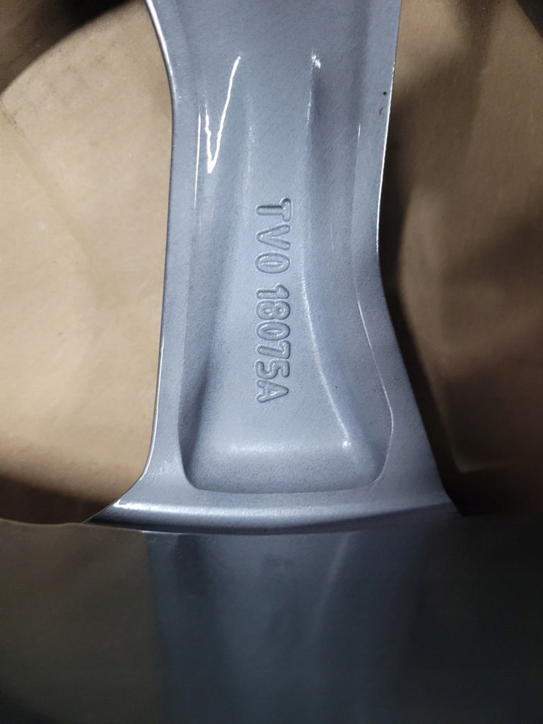 1x Alufelge 18 Zoll 7.5" 5x114.3 50ET TV013075A Honda Civic Rim Wheel