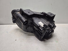 Load image into Gallery viewer, Frontscheinwerfer Hyundai Kona J992121020 92102-J9000 Rechts Headlight SCH3704612683tc
