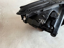 Load image into Gallery viewer, Frontscheinwerfer Seat 5FJ941007J LED Links Scheinwerfer Headlight SCH9300711817gr
