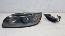 Load image into Gallery viewer, Frontscheinwerfer Volvo V50 Links Scheinwerfer Headlight SCH2786318136xe
