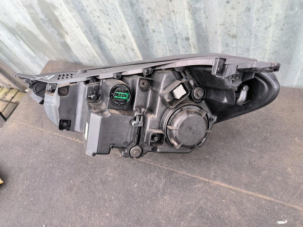 Frontscheinwerfer Hyundai Tucson D792111A10 D792111A20 LED Rechts oder Links SCH8126020497ry