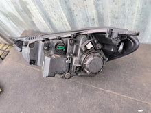 Load image into Gallery viewer, Frontscheinwerfer Hyundai Tucson D792111A10 D792111A20 LED Rechts oder Links SCH8126020497ry