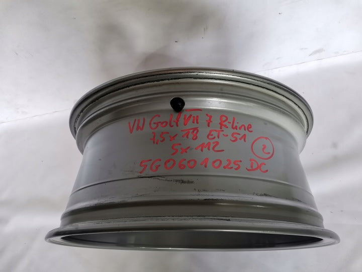 1x Alufelge 18 Zoll 7.5" 5x112 51ET 5G0601025DC VW Golf Vii Rim Wheel FEL2024631229fm