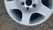 Load image into Gallery viewer, 1x Alufelge 16 Zoll 7.0" 5x112 45ET Glanz Silber 8D0601025C Audi A4 B5 C5 B7 FEL6829623294ly