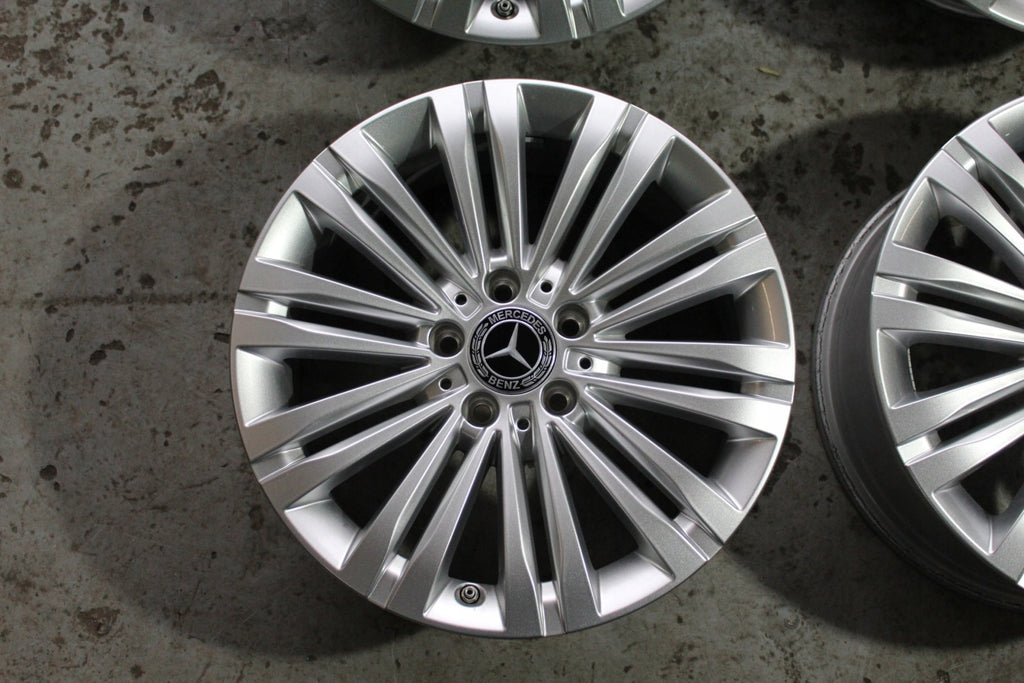 4x Alufelge 17 Zoll 7.0" 5x112 44 5ET A2064014400 Mercedes-Benz W206 Rim Wheel FEL3516044572nn
